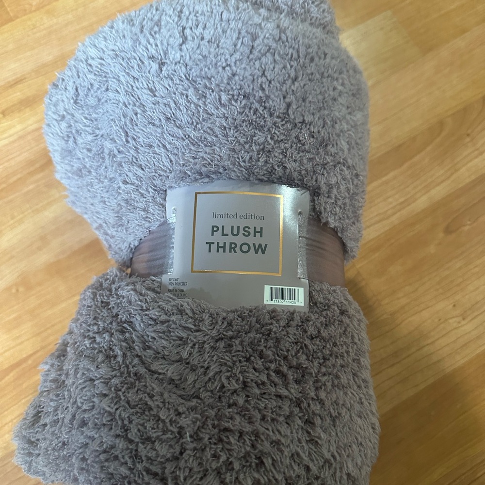 Ulta limited edition plush throw
